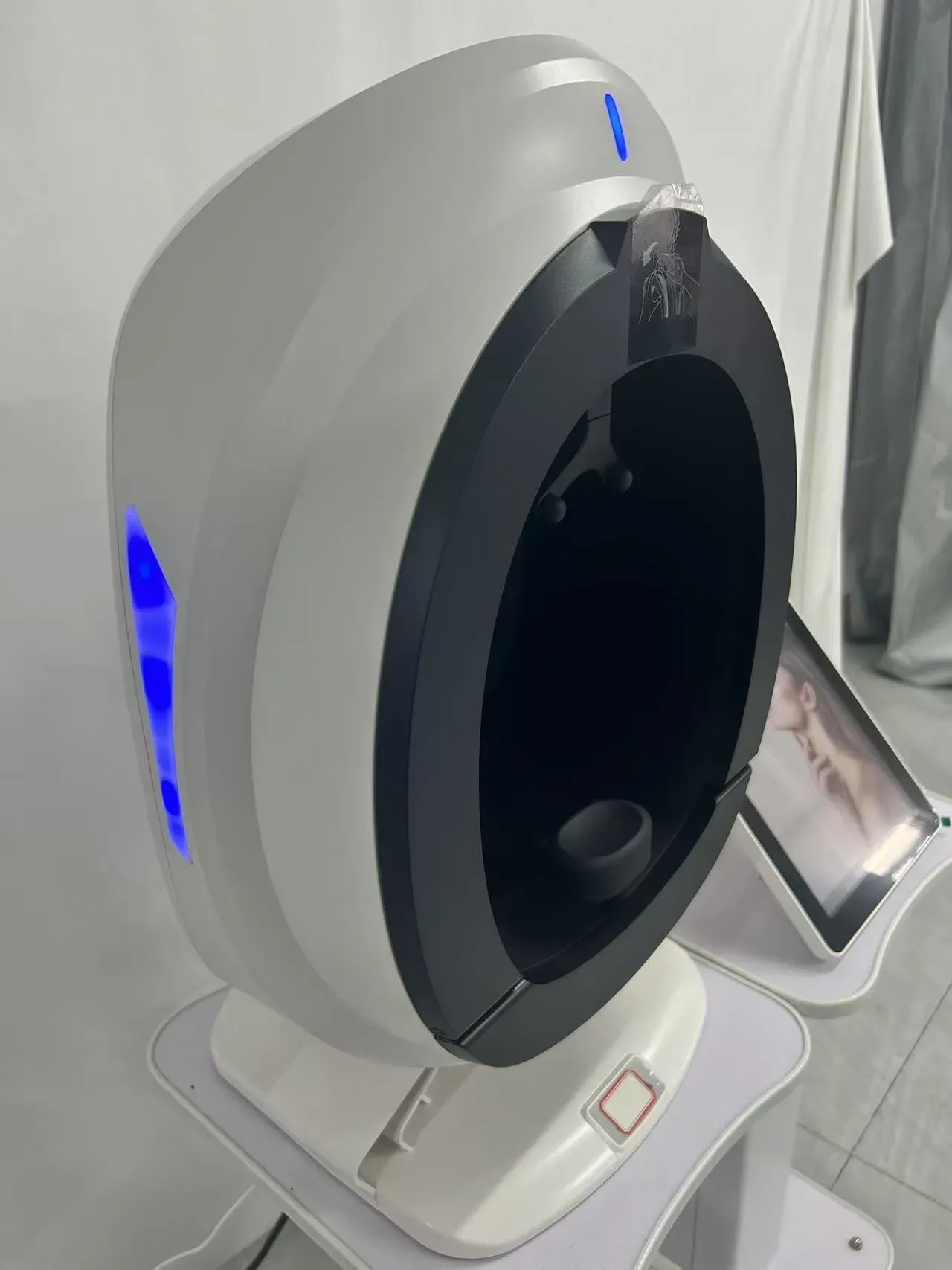 Beauty Depth Facial Analyzer Intelligent Detection Device 3D AI Facial Scanner Skin Moisture Analyzer