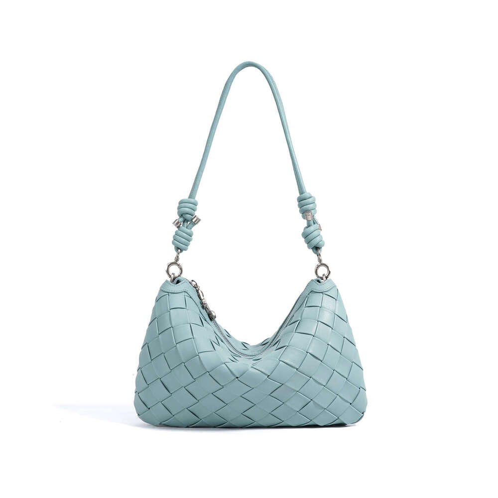 New high-end handheld mobile phone drawstring beach bag mini hand-woven women's underarm shoulder dumpling bag