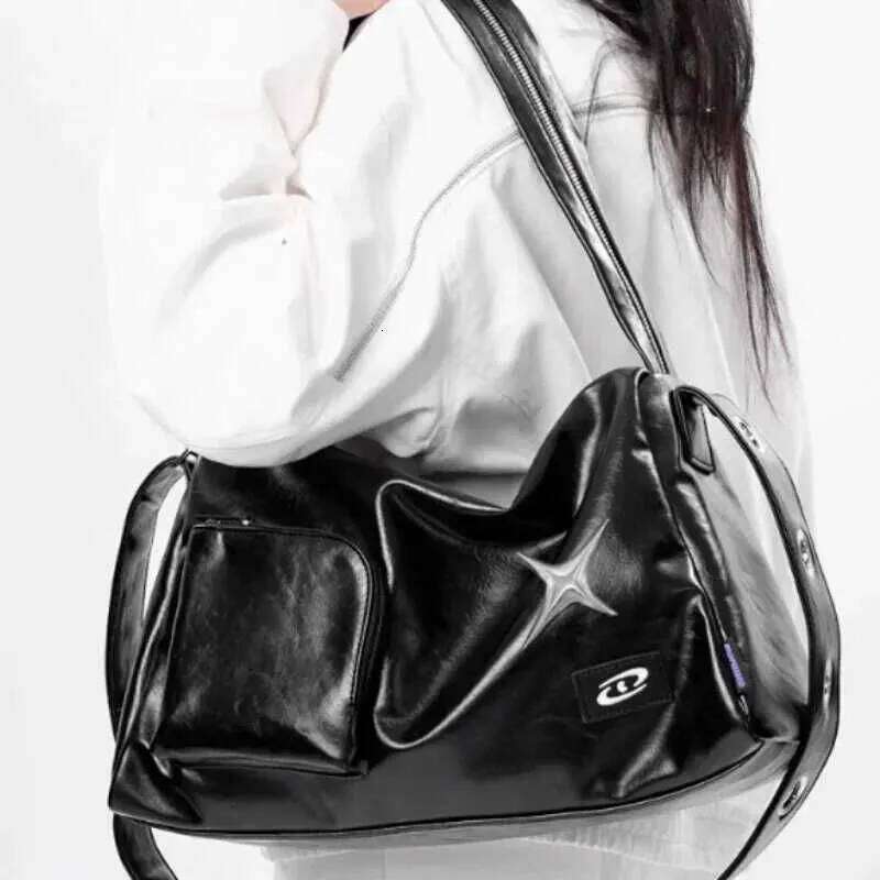 Sier Y2k s for Women Aesthetic Designer Large Capacity Shoulder Bag Commuter Pu Leather Shopper Handba241211