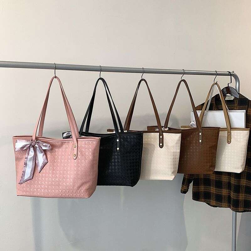 2025 New Large Capacity Women's Small Versatile, Fashionable Shoulder Bag, Commuting and Leisure Handheld Tote Bag OLOEY