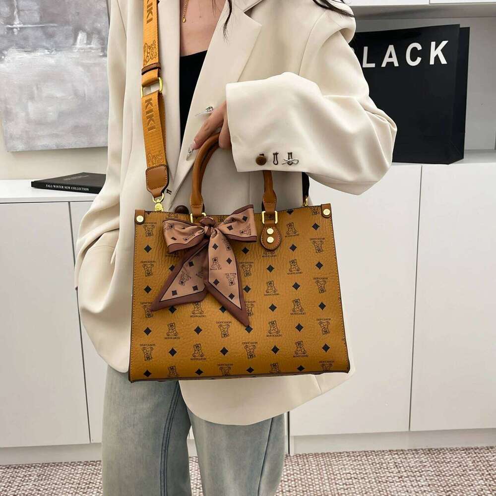 Designer Luxury Designer Women S Shoulder Elegant Leather Handbag Crossbody Purse Ladies Tote Bag For Daily Use