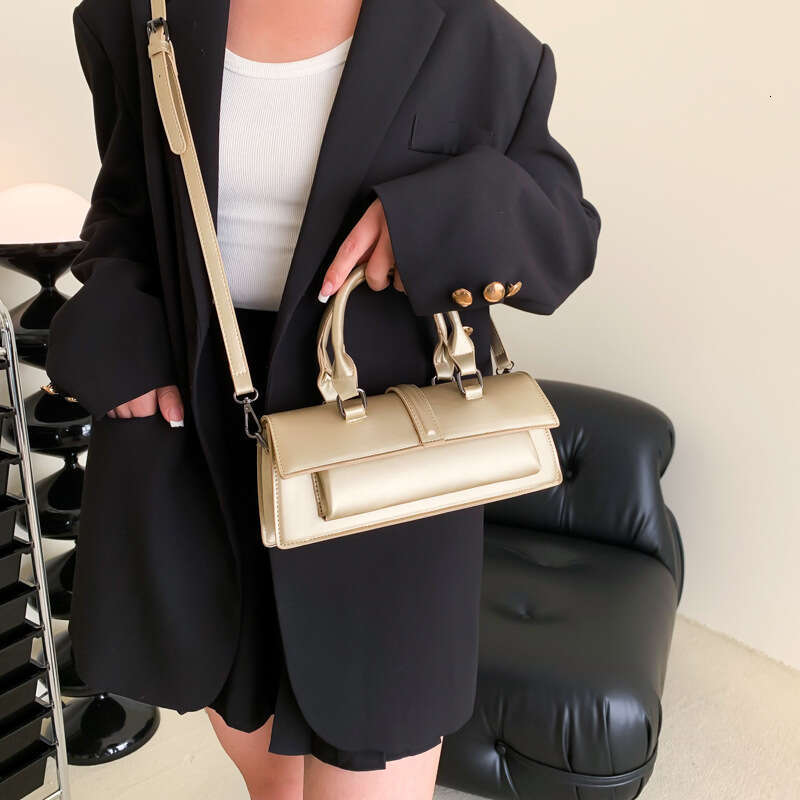 Designer Bag Tote Bag Shoulder Bag Niche Design High End Women S Handbag Spring Summer New Fashion Shoulder Textured Crossbody Bag For Women