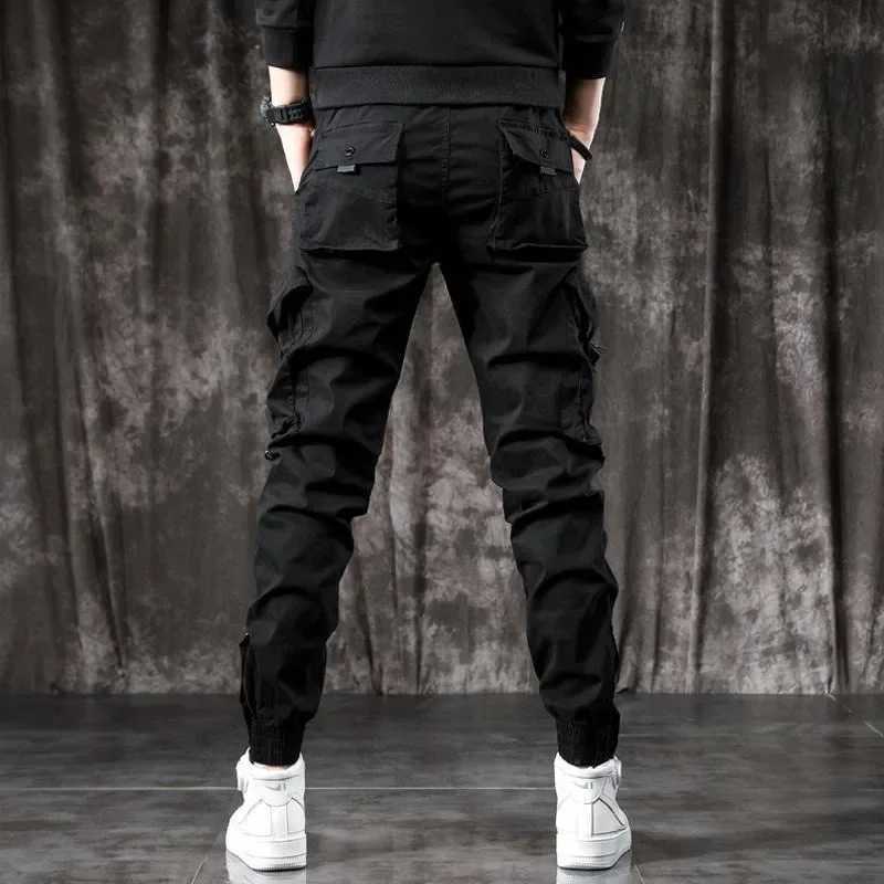 Trendy Mens Spring Autumn Cargo Pants Slim Fit Casual Style Loose Fit American Style Multiple Pocket Small Foot Pants Black W250819