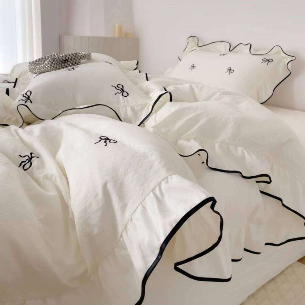 3pcs bow embroidery Bedding set ruffles Duvet Set (1*Duvet Cover + 2*case, Without Core)for bedroom guest room