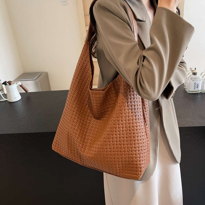 Casual Relaxed Large Designer Capacity for Women 2025 New Fashion Brown Commuter Shoulder Bags Tote Bag