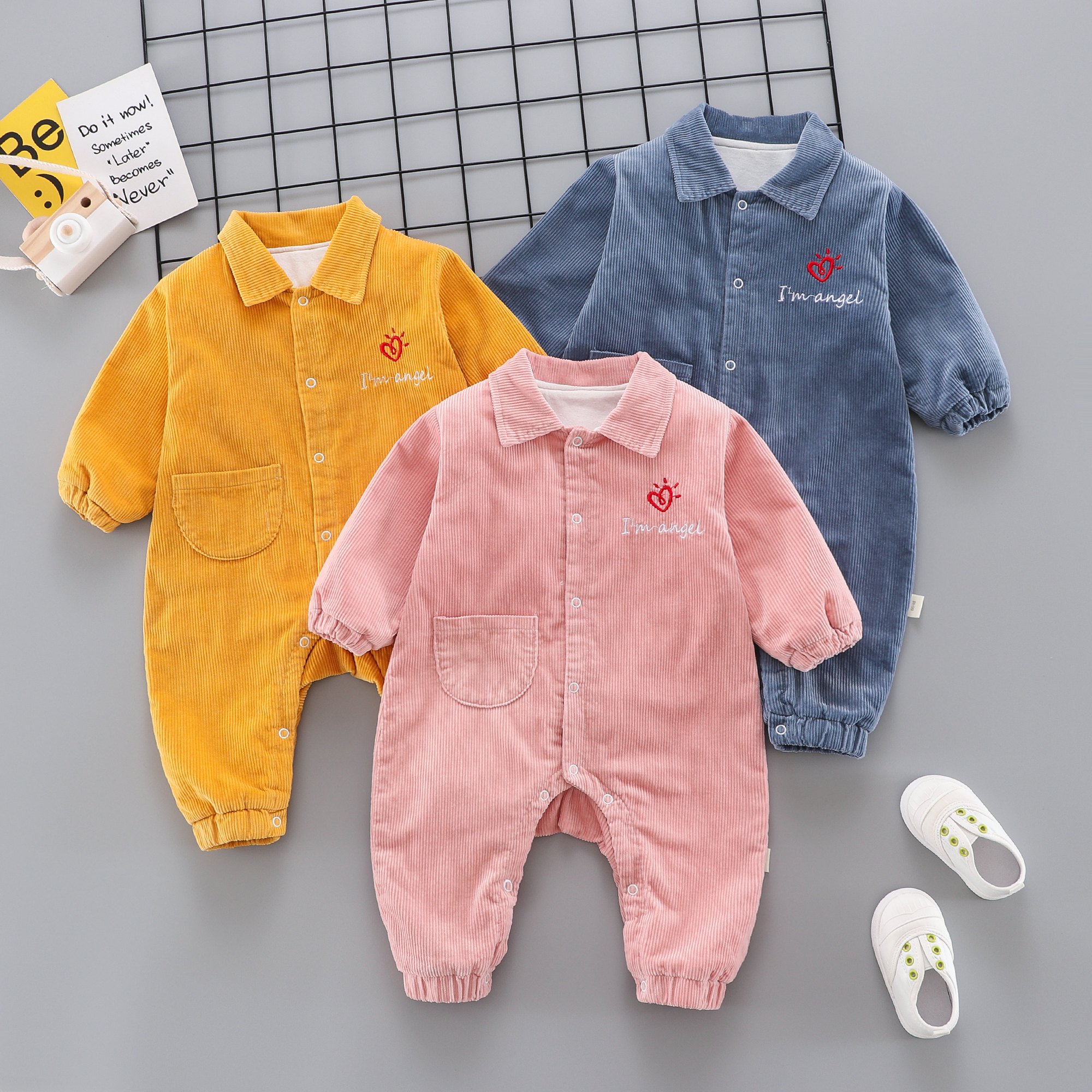 Double layered spring and autumn cartoon jumpsuit baby clothes for male and female babies, wearing khaki clothes, corduroy long sleeved crawling cloth