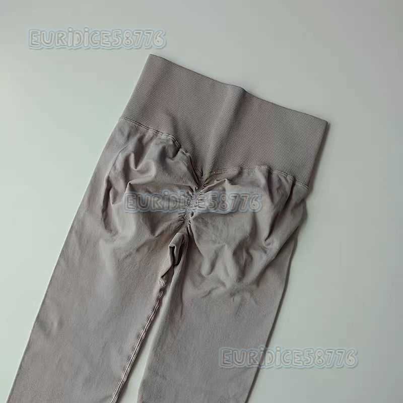 Seamless High Waisted Yoga Pants Hip Lifting Fitness Pants Beautiful Hip Pants Quick Drying Breathable Training Peach Compression Tight Sports Pants H