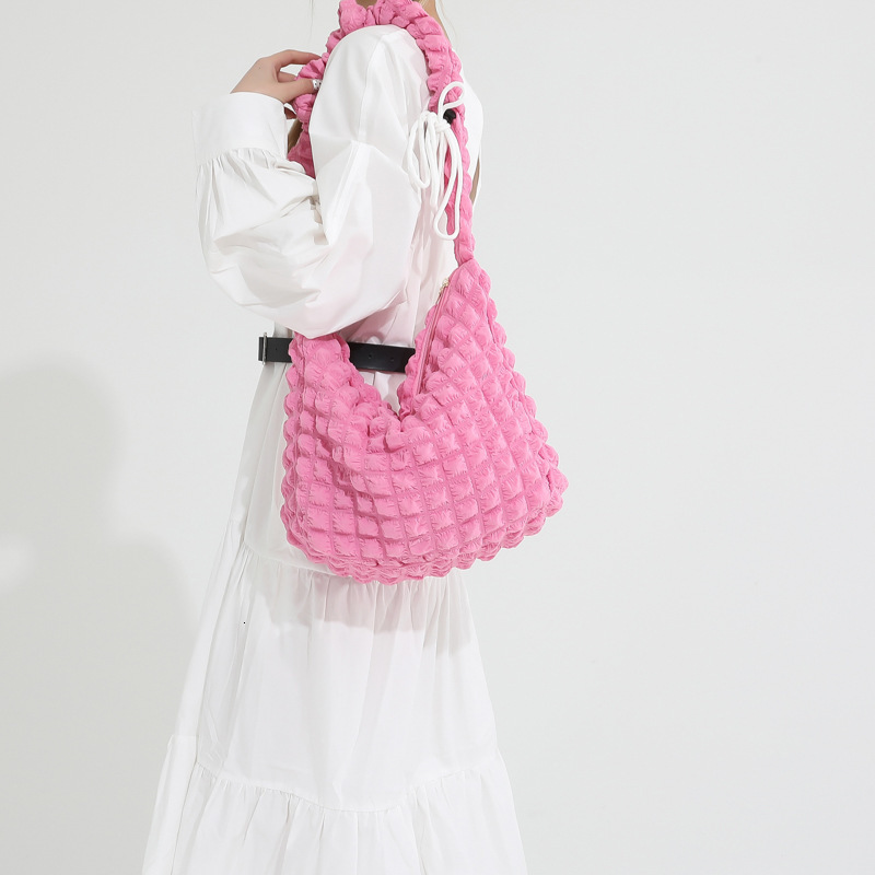 2025 Autumn Korean Fold Cloud Handbag Fashion Large Capacity Soft Crossbody Bag for Girls Solid Color Simple Bubble Bag for Women Crossbody Bag Casual