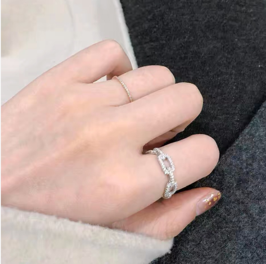 Designer Rings Band Jewelry for women men shiny Moissanite Shimmering Ring Elegant Wedding cubic zirconia Band Vacation and Holiday Gifts