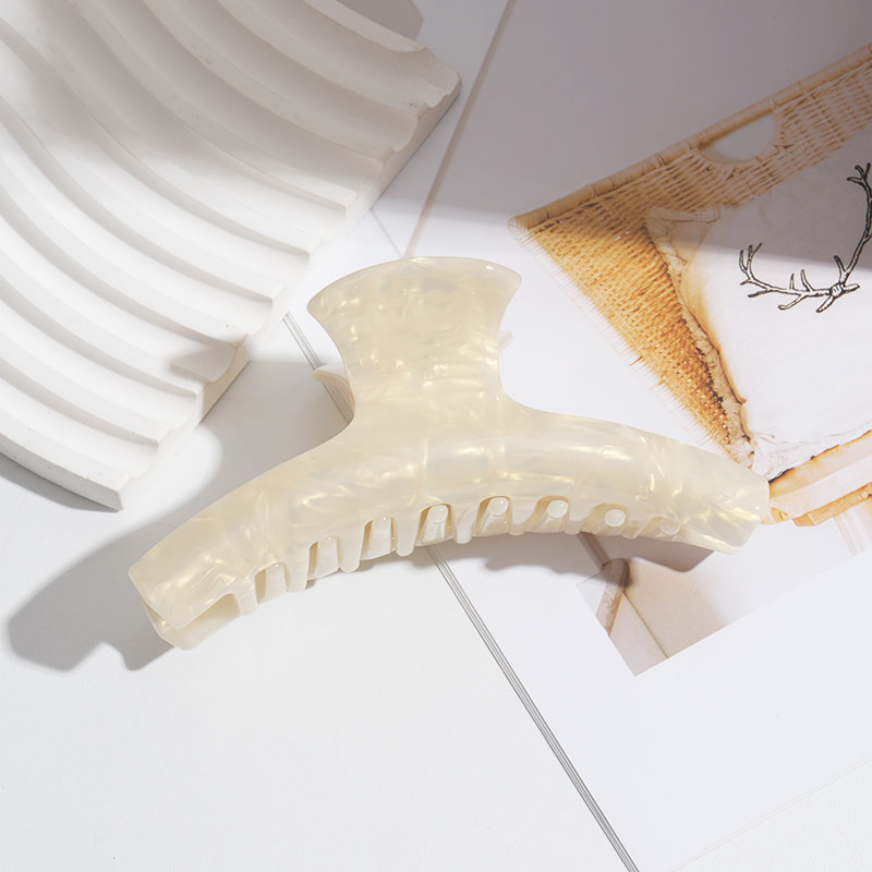 Large-sized hair clips with abundant hair volume, scrubbing style hair clips, exquisite hair accessory hairpin for updo hairstyle