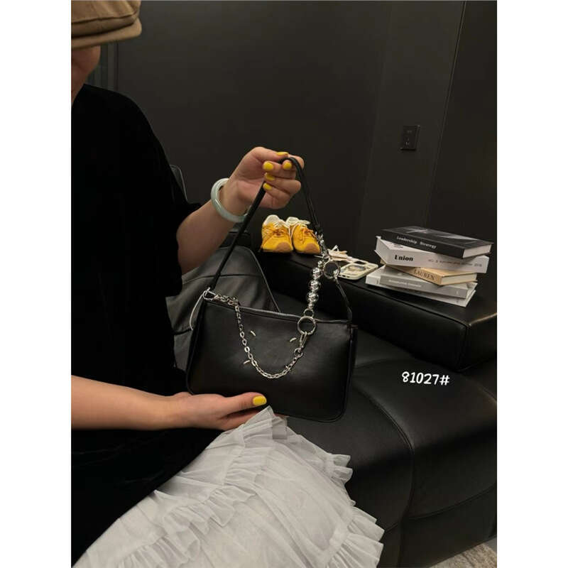 Cowhide Mahjong Underarm for Women High-End Niche Design Chain Exquisite Crossbody Small Genuine Leather Bag designer bag B5