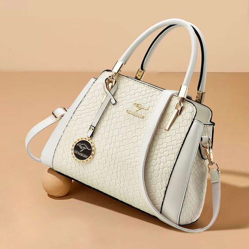 2024 New Fashionable and Trendy Handbag Hot Style One Shoulder Diagonal Straddle Middle aged Women's Bag