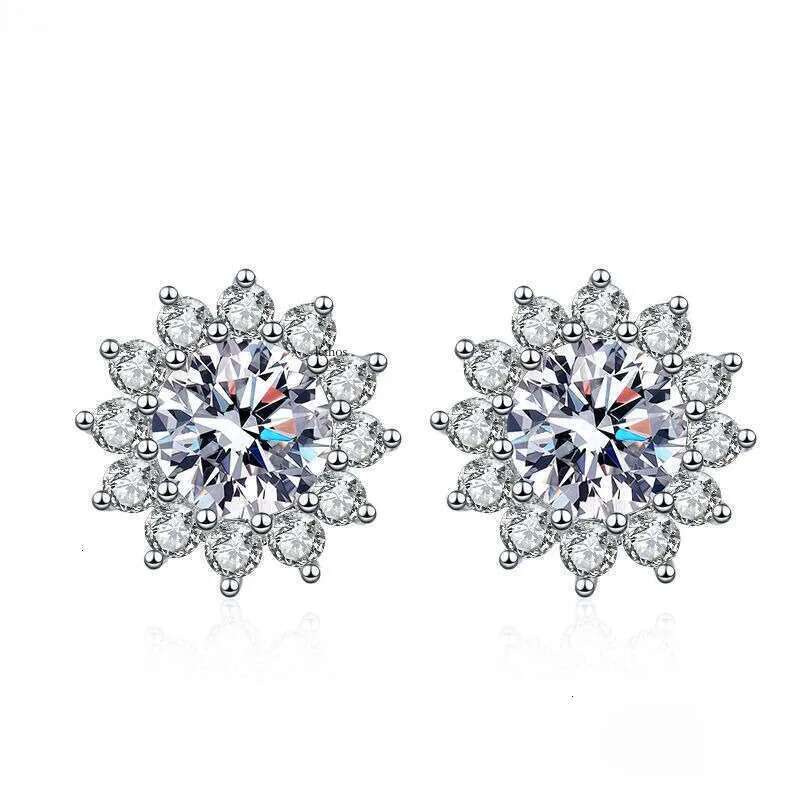 Live Iced Out VVS Suower Studs 50 ct D Color Moissanite Stud Earrings for Women