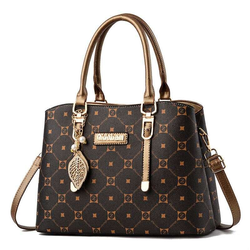 Mom's New Style Handbag Fashionable and Magnificent Large Capacity Crossbody Grandma's Middle aged Women's Bag