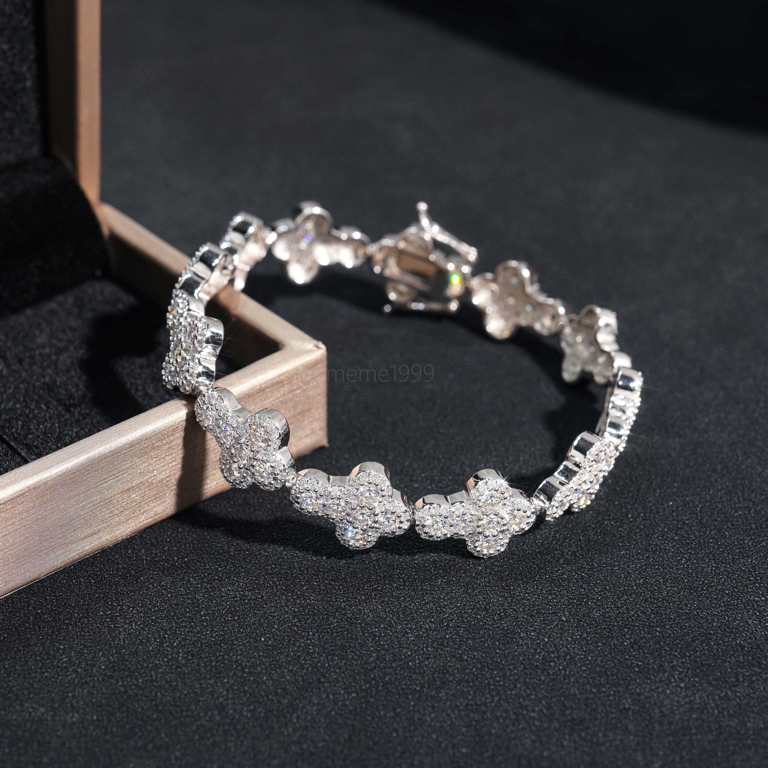 Hot Sale GRA Hip Hop Popular 13mm VVS Diamond 925 Sterling Silver Iced Out Cuban Link Chain Moissanite Cross Bracelet for Men