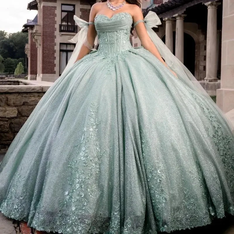 Light Green Shiny Quinceanera Dresses Off The Shoulder Sequin Applique Lace Beads Tull Ball Gown Vestidos De 15 Anos Sweet 16 Dress