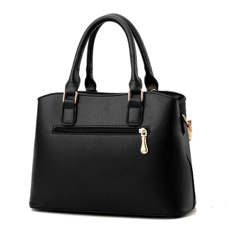 2025 New Fashion High Capacity Handbag Korean Version Simple Middle aged Women's Mom's Bag OLOEY