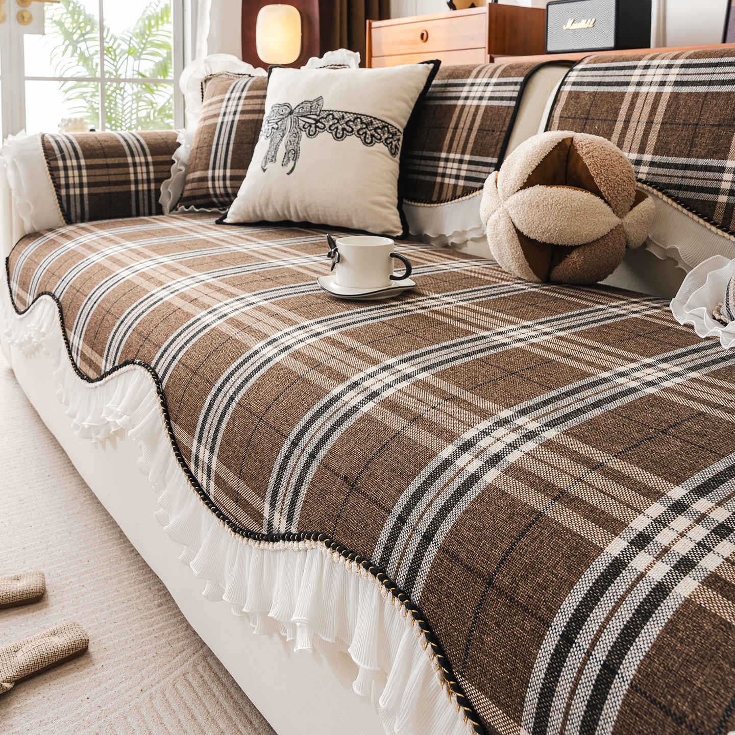 Luxury Unique Shape Skirted Sofa Cushion All-Season Checkered Non-Slip Seat Cushion One-Piece Cover 250819