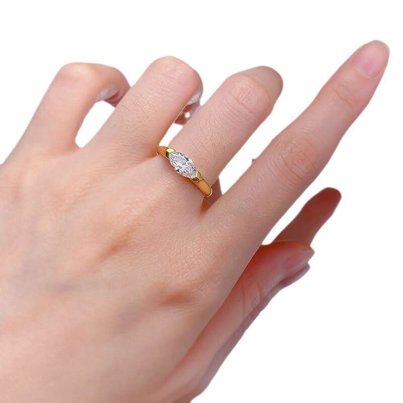 Mujing Jewelry New Simple Marquise Silver Rice Grain Diamond Zircon Design Couple Ring