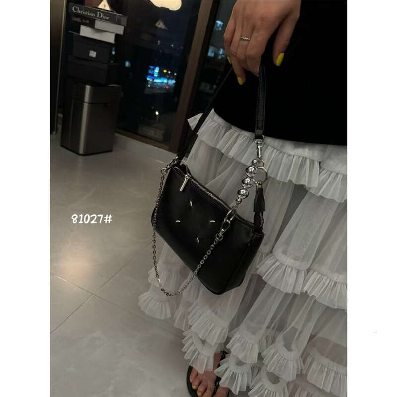 Cowhide Mahjong Underarm for Women High-End Niche Design Chain Exquisite Crossbody Small Genuine Leather Bag designer bag B5