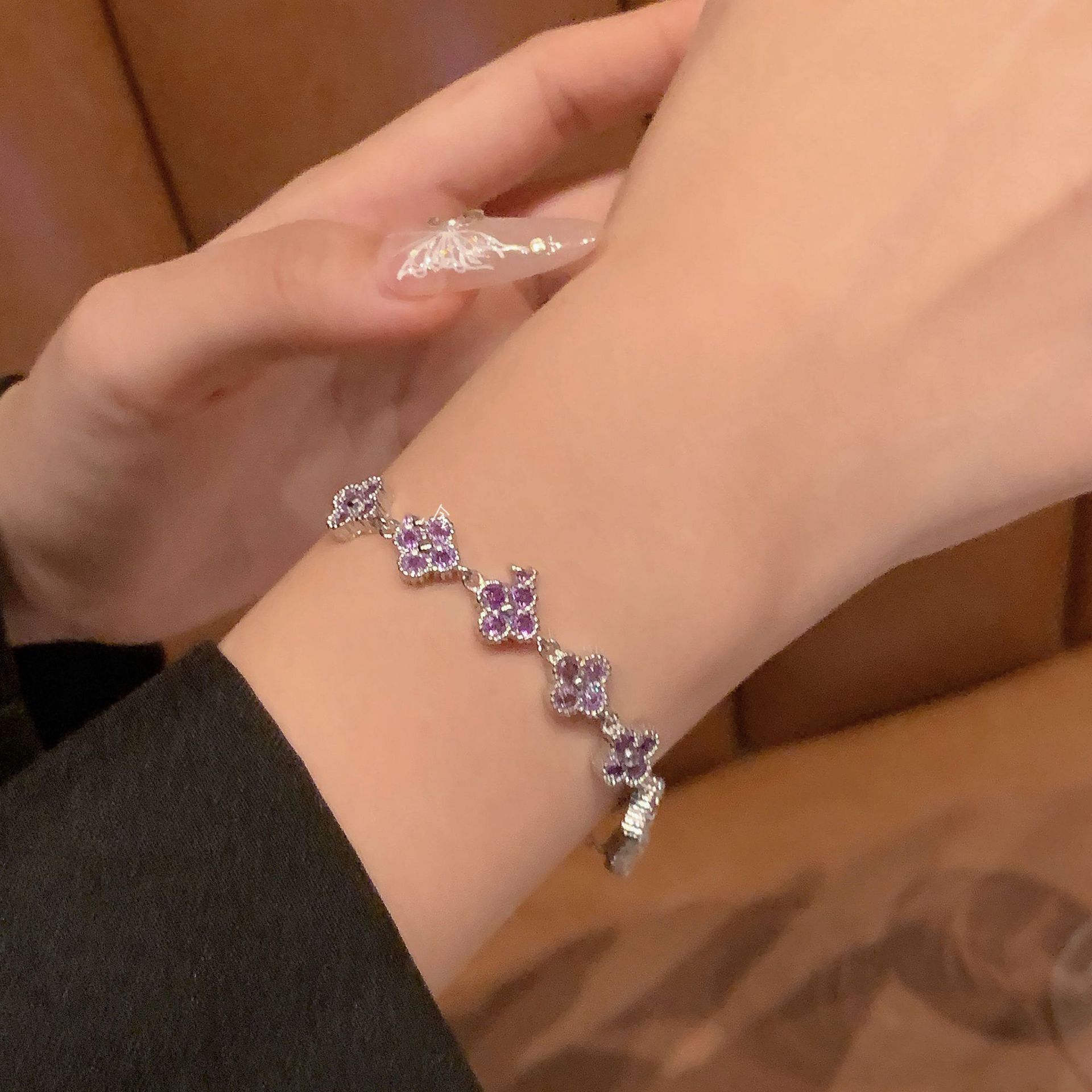 Super Shiny Zircon Flower Chain Fresh Sweet Elegant Bracelet Exquisite Light High-end Jewelry