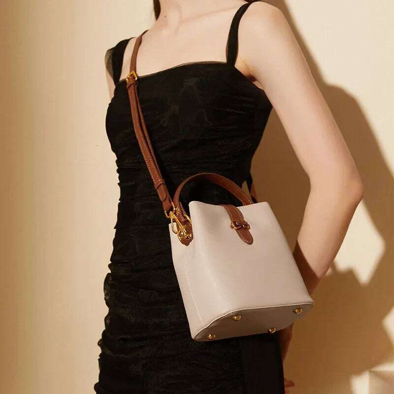 LOERSS Genuine Leather Bucket for Women s Solid Color Crossbody Bag Large Capacity Handbags New Design bag