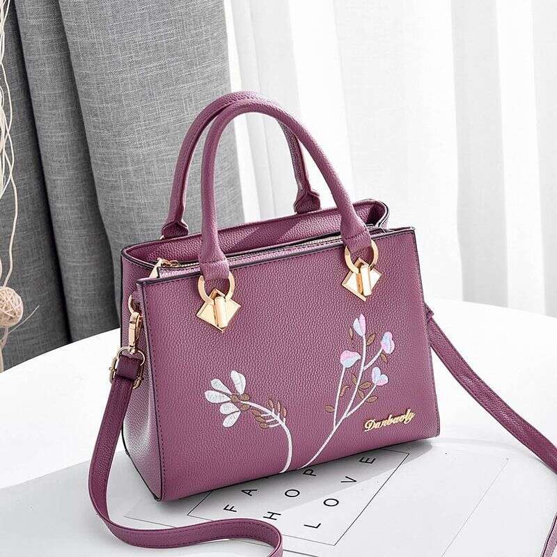 Shichen Bag Commuter Embroidered Women's 2023 New Fashion Handbag for Middle aged Mom's Bag Can Be One Shoulder