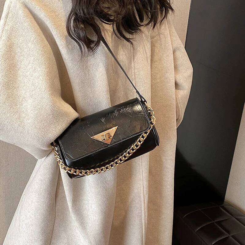 New Retro Fashion Small Square Bag High End Design Simple Versatile Shoulder Messenger
