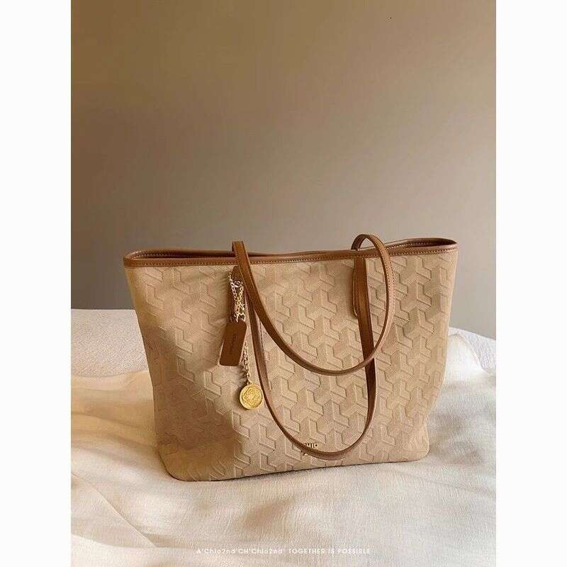 Nanfeng Chio2nd Forbidden City Culture Series Long Tassel Tote For Women Large Capacity Light Commuter Shoulder