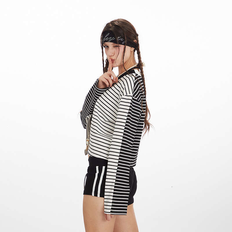 Autumn Black And White Striped Short Hot Girl Top Slim Fit Long Sleeve T-Shirt Women's Base Shirt B5