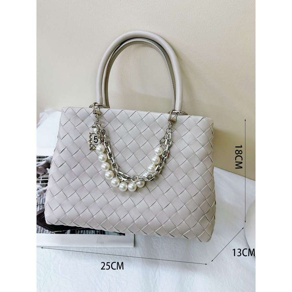 Designer Bag Tote Bag Shoulder Bag New Summer Vegetable Basket Woven Genuine Leather Handbag Large Capacity Shoulder Crossbody Tote Bag