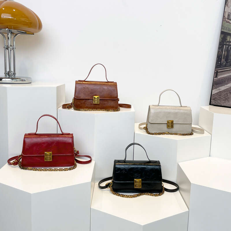 2024 New Texture Trendy Small Square Chain Strap Crossbody Casual Simple Fashion Handheld Single Shoulder Women's Bag