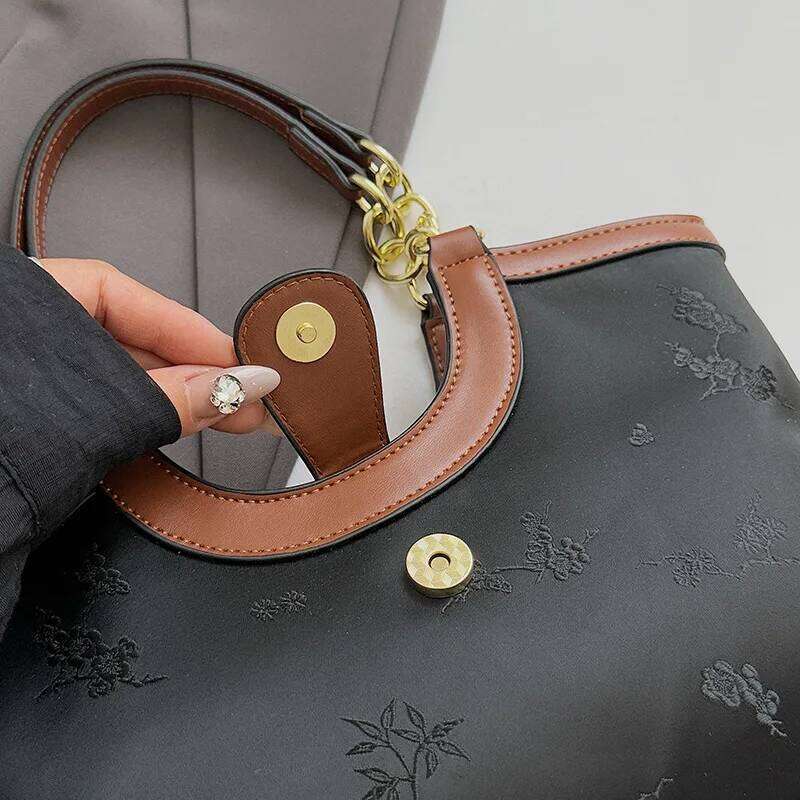 Chain Strap Handbag For Women Trendy Shoulder Bag Spacious Crossbody Purse Versatile Tote Work College Shopping