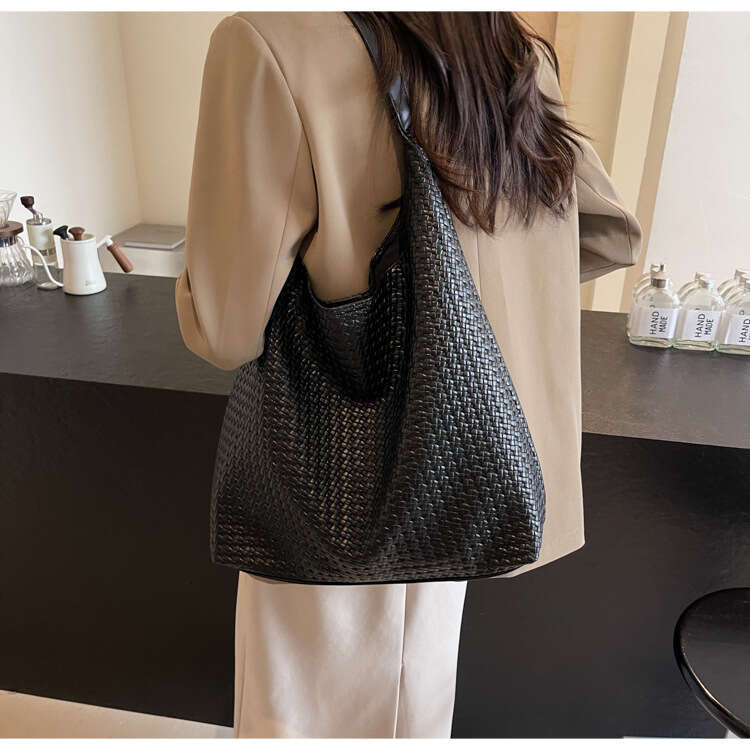 Casual Relaxed Large Capacity for Women 2025 New Fashion Brown Commuter Shoulder Tote Bag