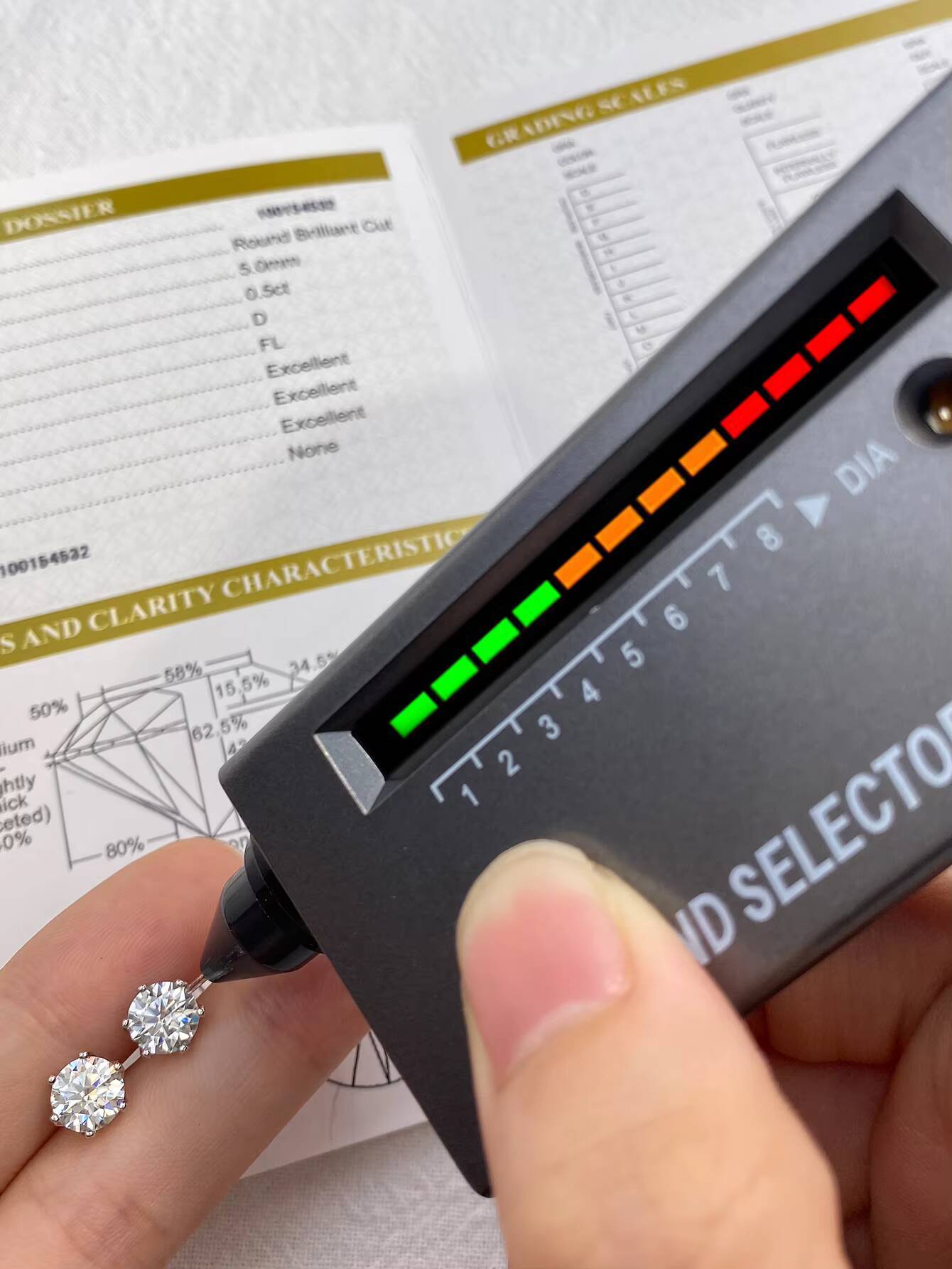 925 Sterling Silver 18k Gold Plated Gra Certified Moissanite Diamond Screw Back Stud Earring Fine Jewelry for Women Men