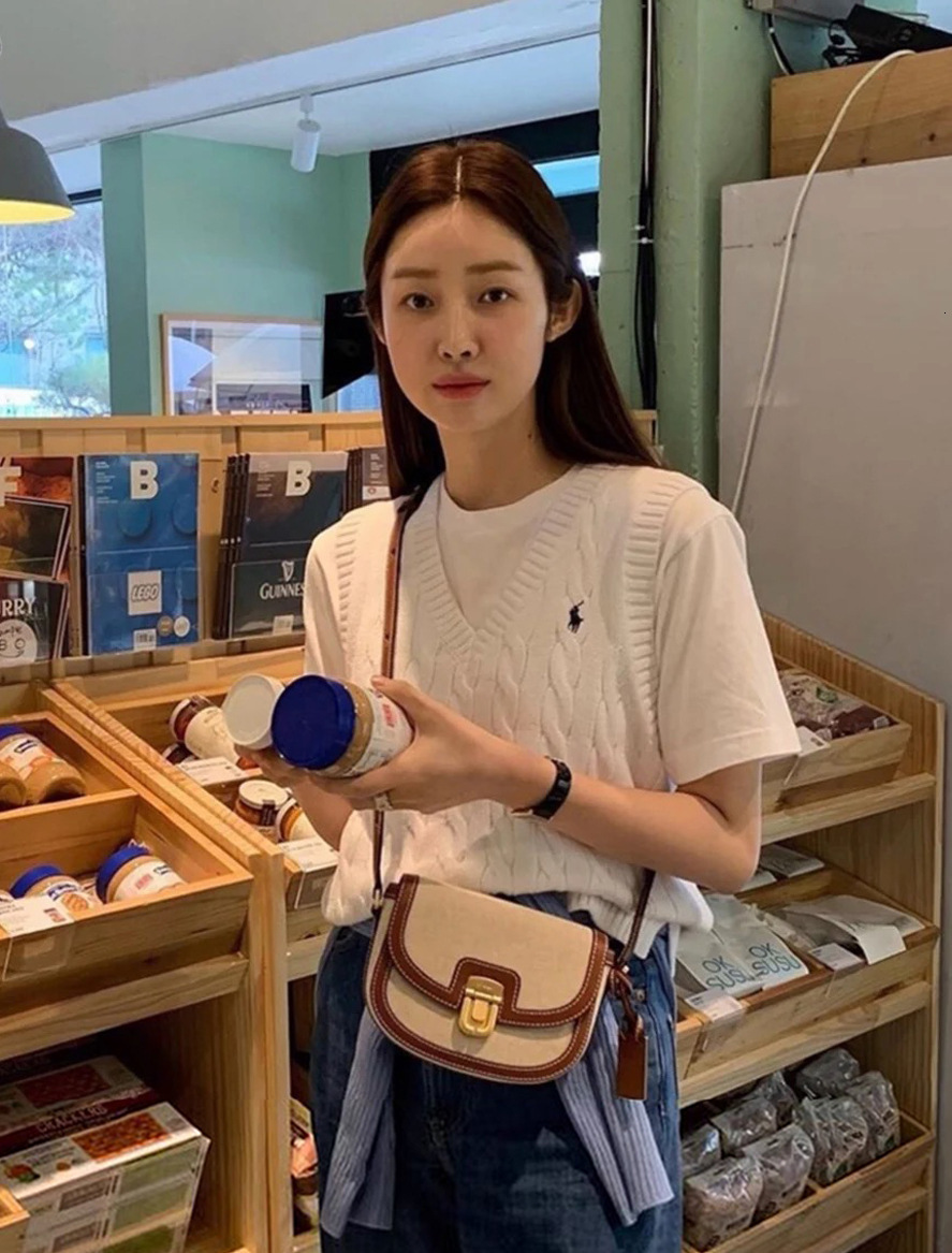 Free shipping designer 2025 Autumn New Korean INS Niche Color-Block Single Shoulder Bag Crossbody Saddle Bag Vintage Versatile Underarm Bag Small Bag 