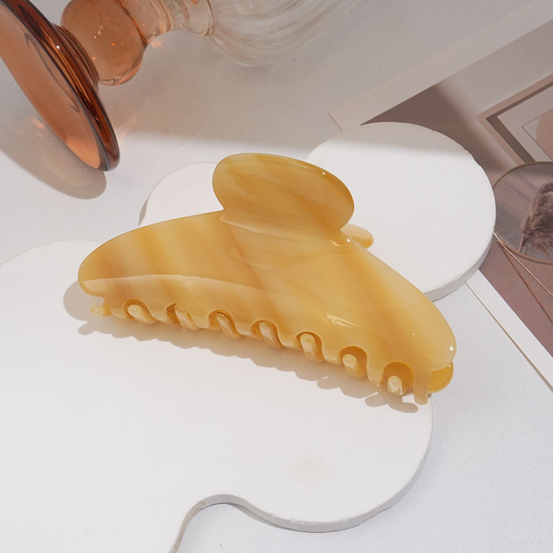 Zanbya's new large-sized hairpin - elegant and luxurious oval-shaped hairpin with a soft grip for women