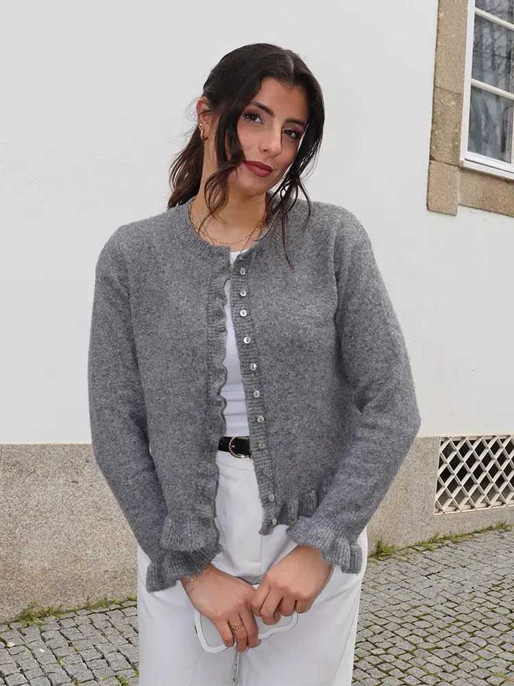 TRZA Women Casual Yellow Knitted Cardigan Single Breasted O Neck Butterfly Sweater Autumn Fe Solid Outerwear Tops XJ250819