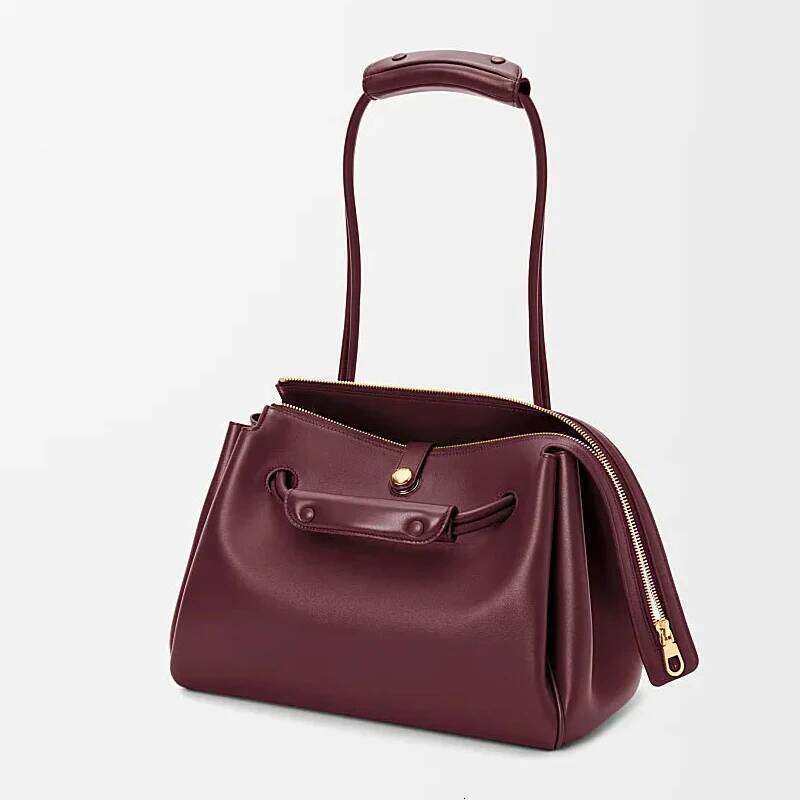 Crossbody Shoulder Bag Large Capacity Soft Leather Women Tote Bag Solid Color Commuting Everyday Sling Bag Black Handbag