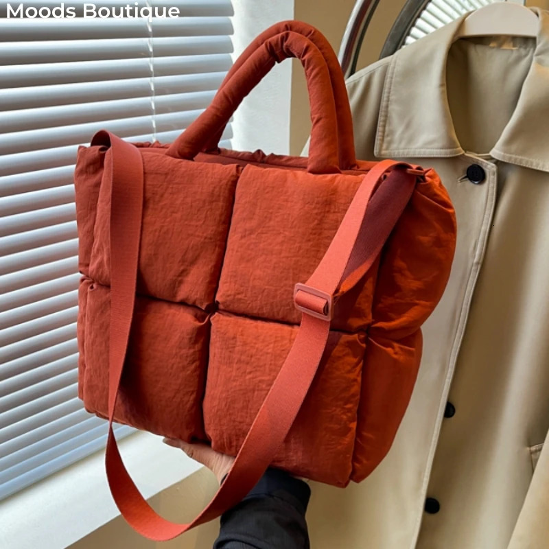 MOODS Square Shoulder Crossbody Bags For Women 2024 Spring Trendy Cotton Padded Handbags Lux Large Capacity Quilted Tote Bag 250814