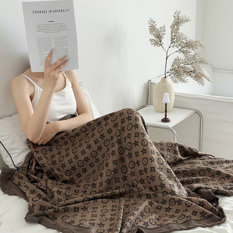 Nap time air conditioning wrinkle design resistant office sofa summer home blanket Black Brown