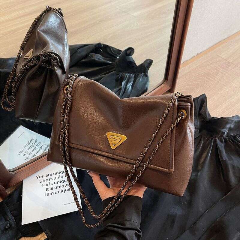 High End Large Capacity For Women 2024 New Casual Chain Shoulder Armpit Bag, Trendy And Versatile Crossbody Bag