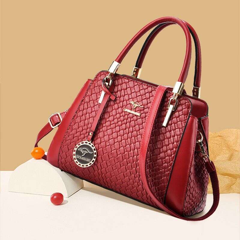 2024 New Fashionable and Trendy Handbag Hot Style One Shoulder Diagonal Straddle Middle aged Women's Bag