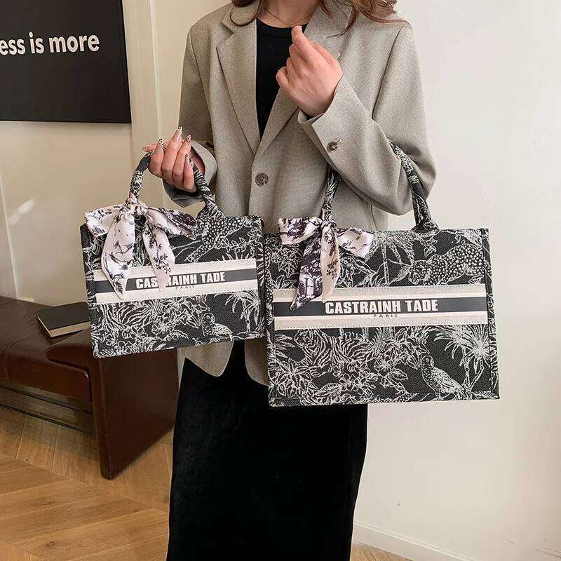 2025New Women's High End Fashionable Large Capacity Printed Handheld Tote Small - Batch Versatile Underarm Commuting Bag