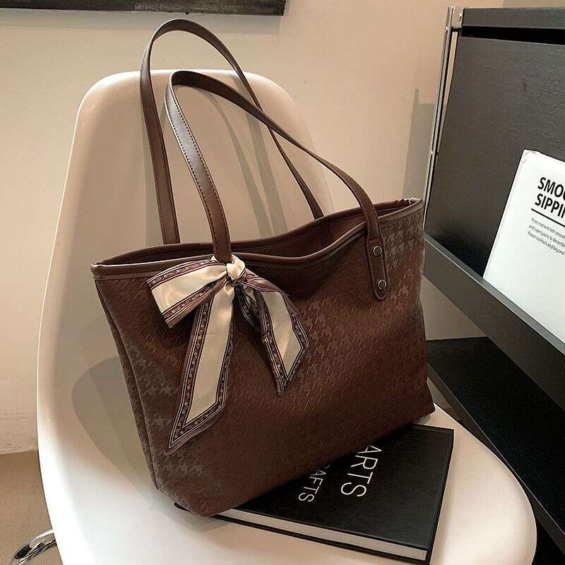 OLOEY 2024 New Large Capacity Women's Small Versatile, Fashionable Shoulder Bag, Commuting and Leisure Handheld Tote Bag