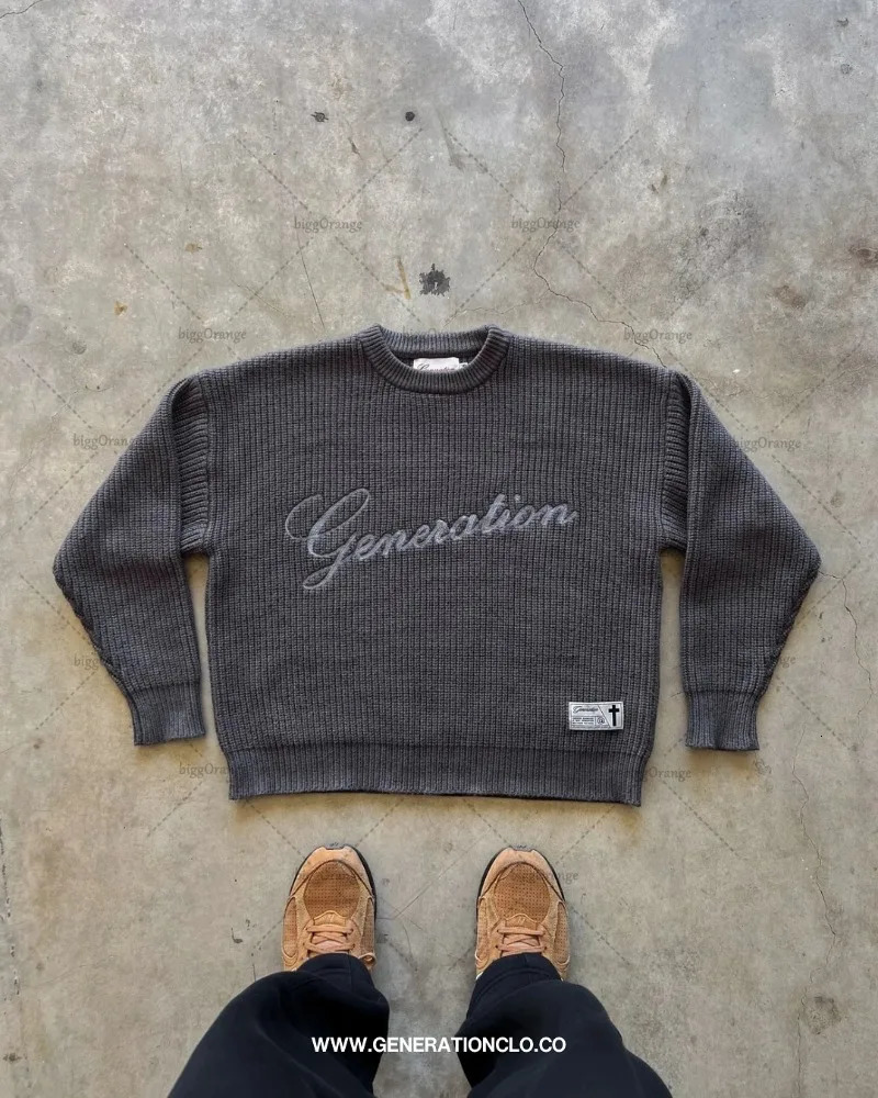 American Retro Cartoon Fashionable Letter y Casual Loose Round Neck Sweater Men Street Harajuku Fashion Dark Gray Top 250819