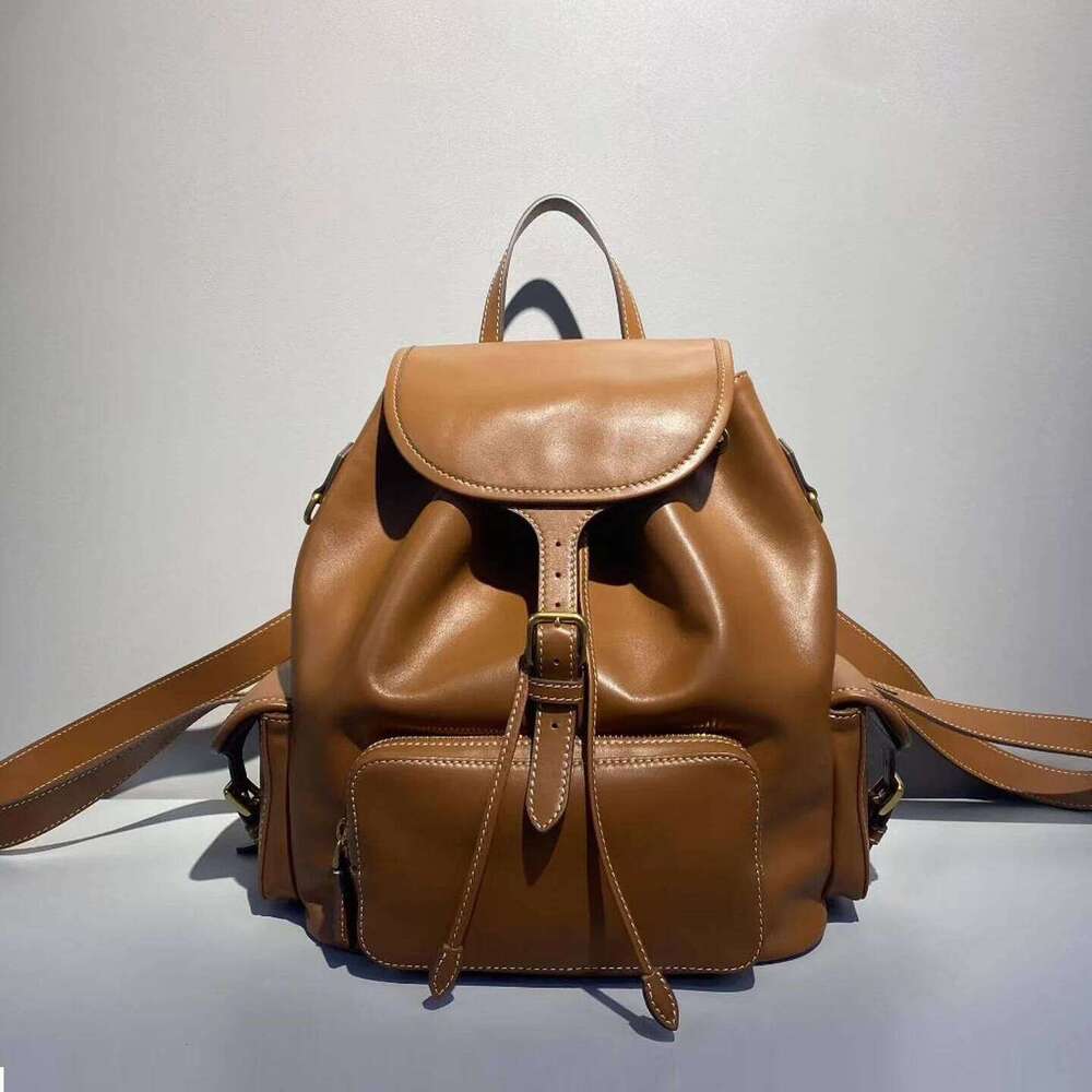 Hot Selling XHTY Genuine Leather Retro Backpack Female Bag Full-Grain Cowhide New Minority Advanced Feeling Fashion Commute Versatile Designer Bags