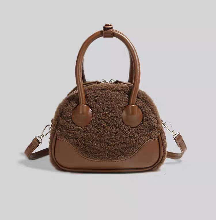 Autumn/Winter Handbag designer bag Plush crossbody bag Smiling face bag Teddy fur bag New High Beauty Women's Fashion Backpack