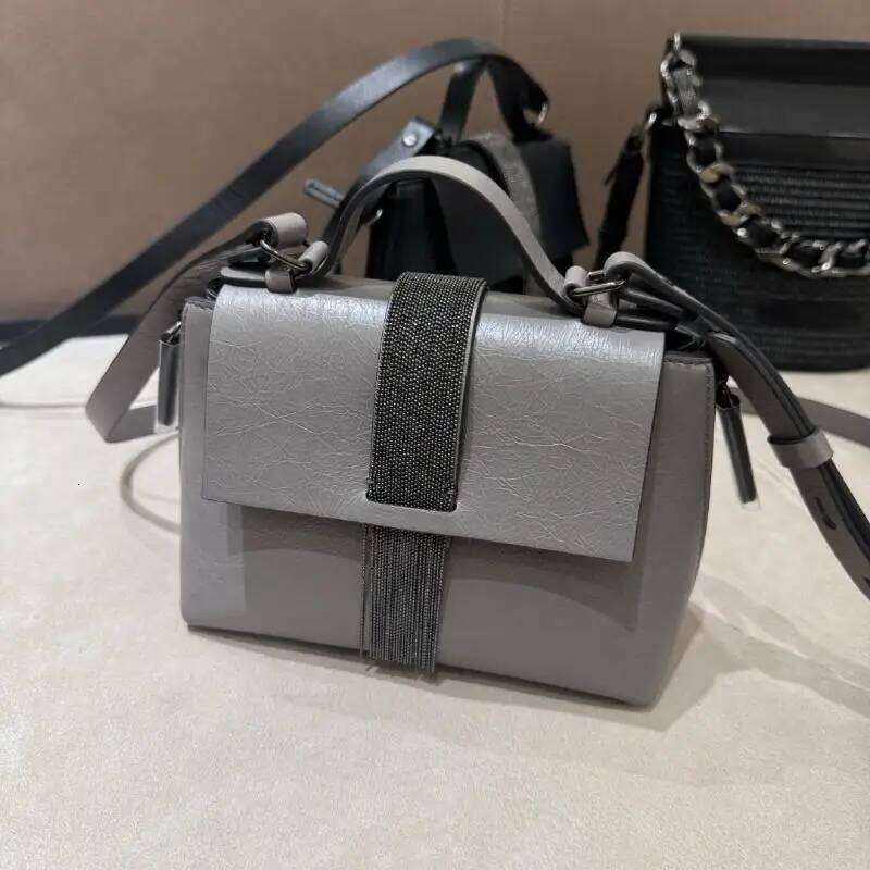 Women's Mini Cowhide Fashionable And Versatile Crossbody Bag 19 Cm