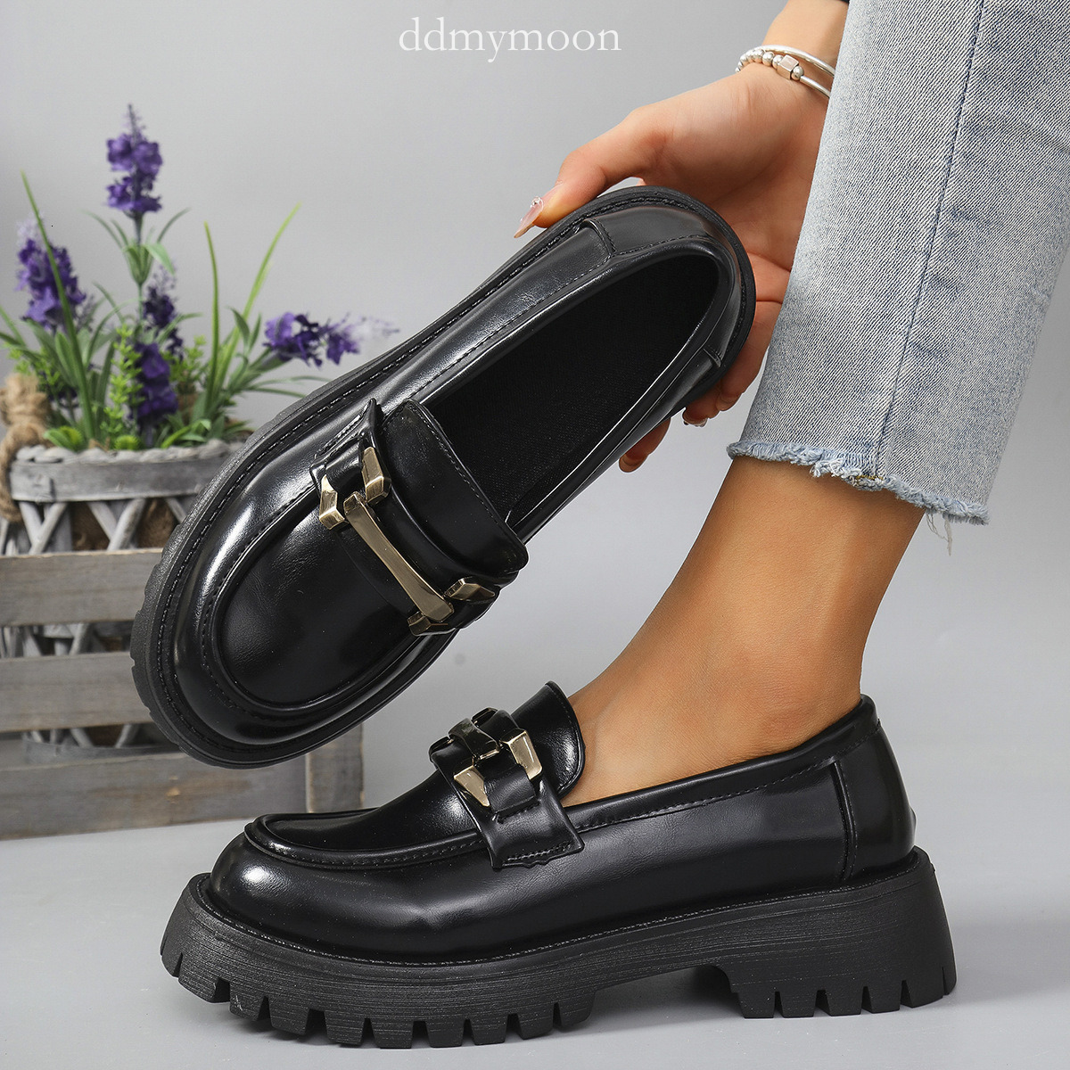 Large Size Thick-Soled Black Leather for Women 2025 Spring and Autumn New Slip-On Work Shoes with Metal Buckle Loafers ddmymoon